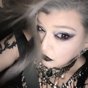 Meet your Posher, Darlene